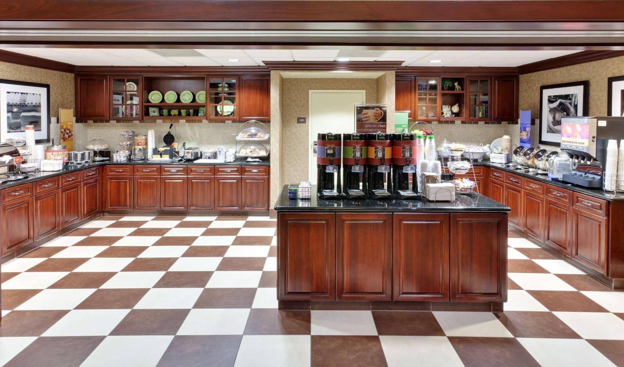 Hampton Inn & Suites Sacramento-Airport-Natomas Buitenkant foto